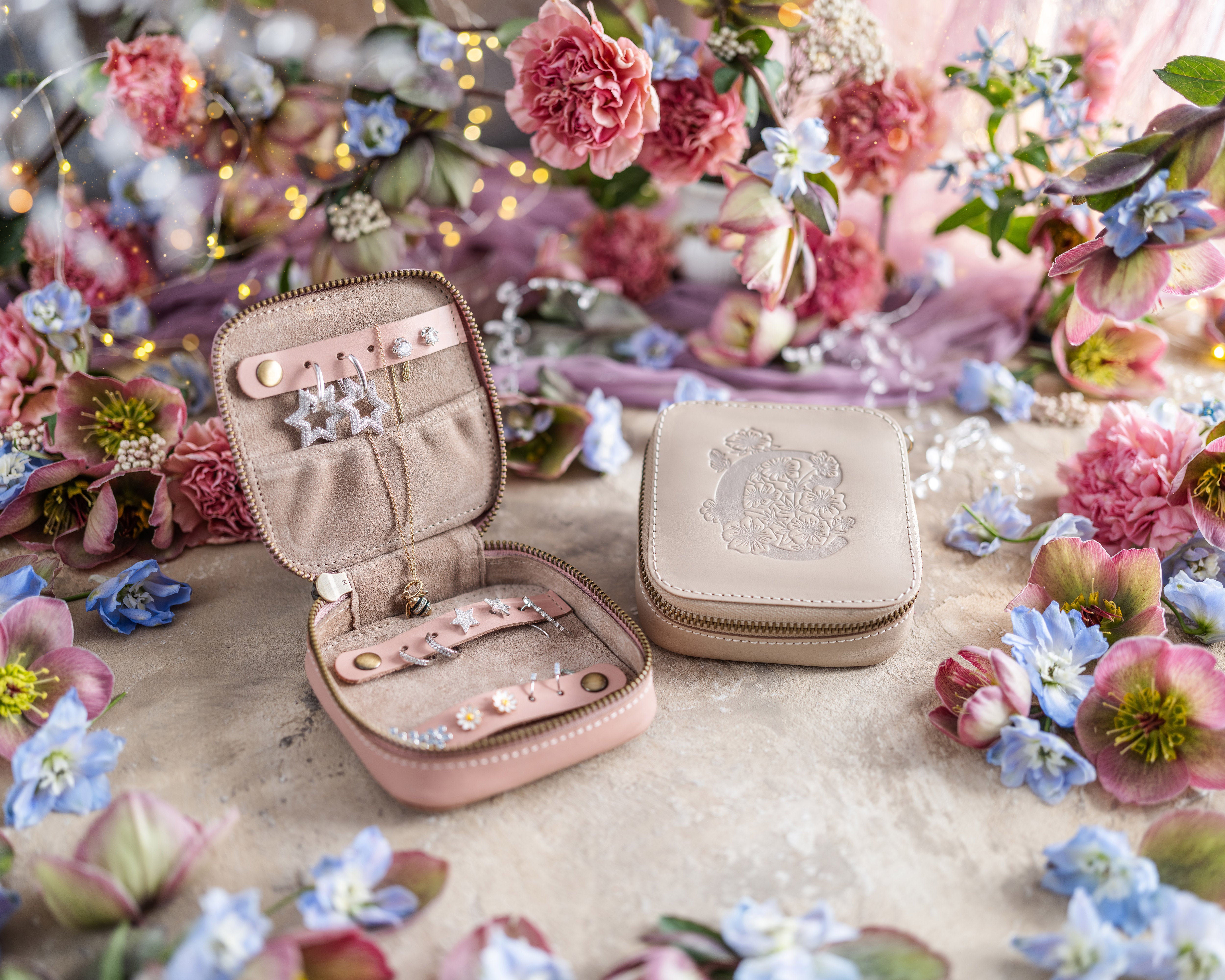 Personalized leather jewelry box