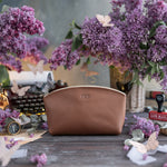 Makeup Bag In Caramel Leather