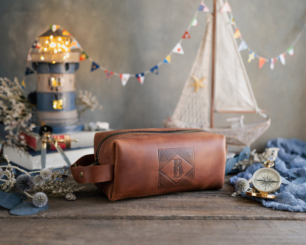 Personalized Leather Gifts for Groomsmen: Unique Ideas to Show Your Appreciation