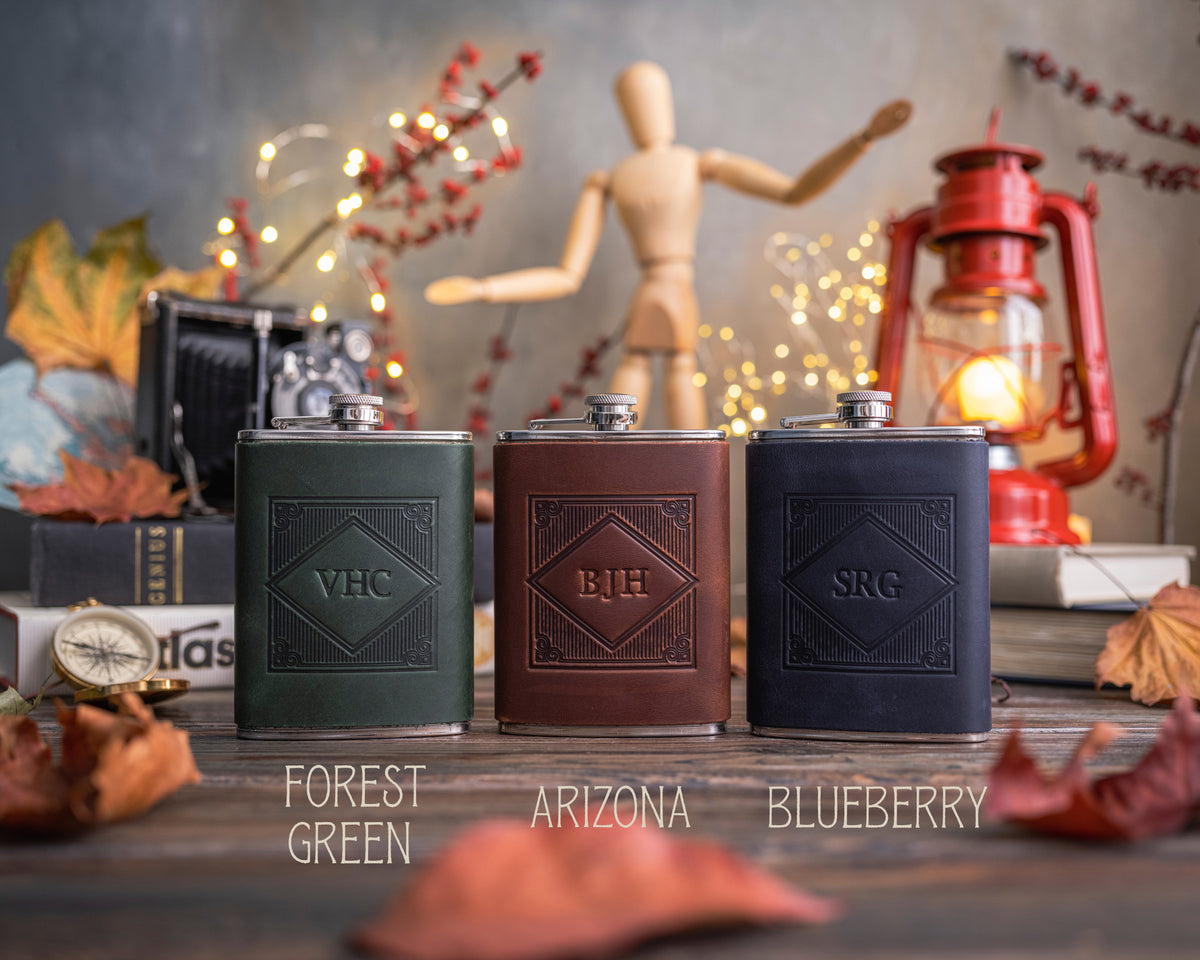 Custom Initial Hip Flask - Groomsmen Gifts - Custom - Logo - Full Grain Leather, handcrafted to order