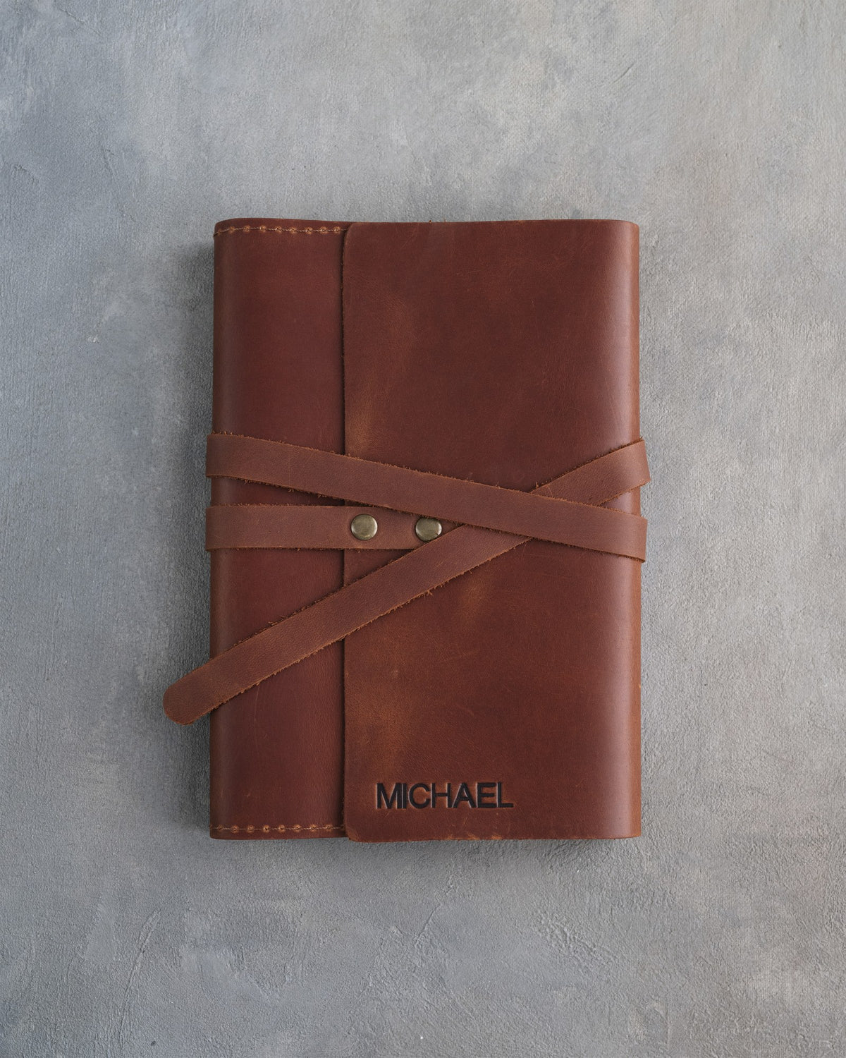 Arizona leather journal, Medium size, front with a debossed name