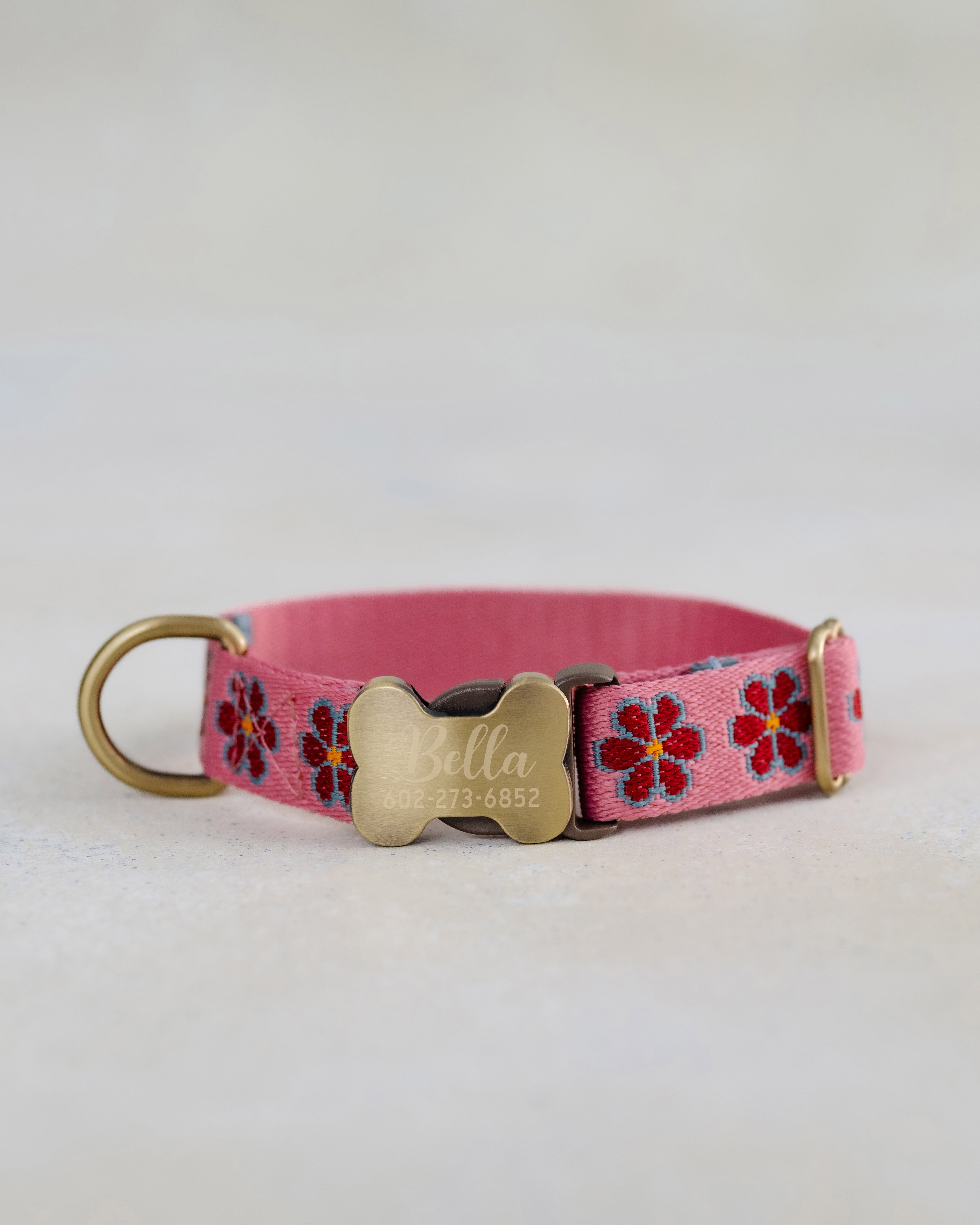 Floral dog collar in custom design webbing