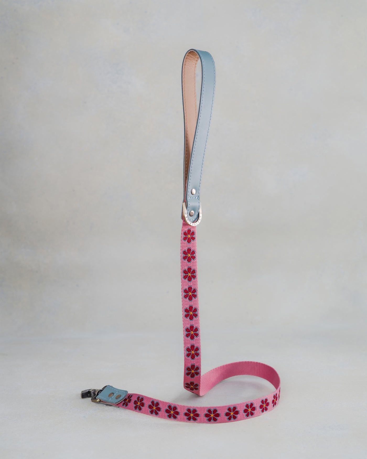 Floral dog collar in custom design webbing