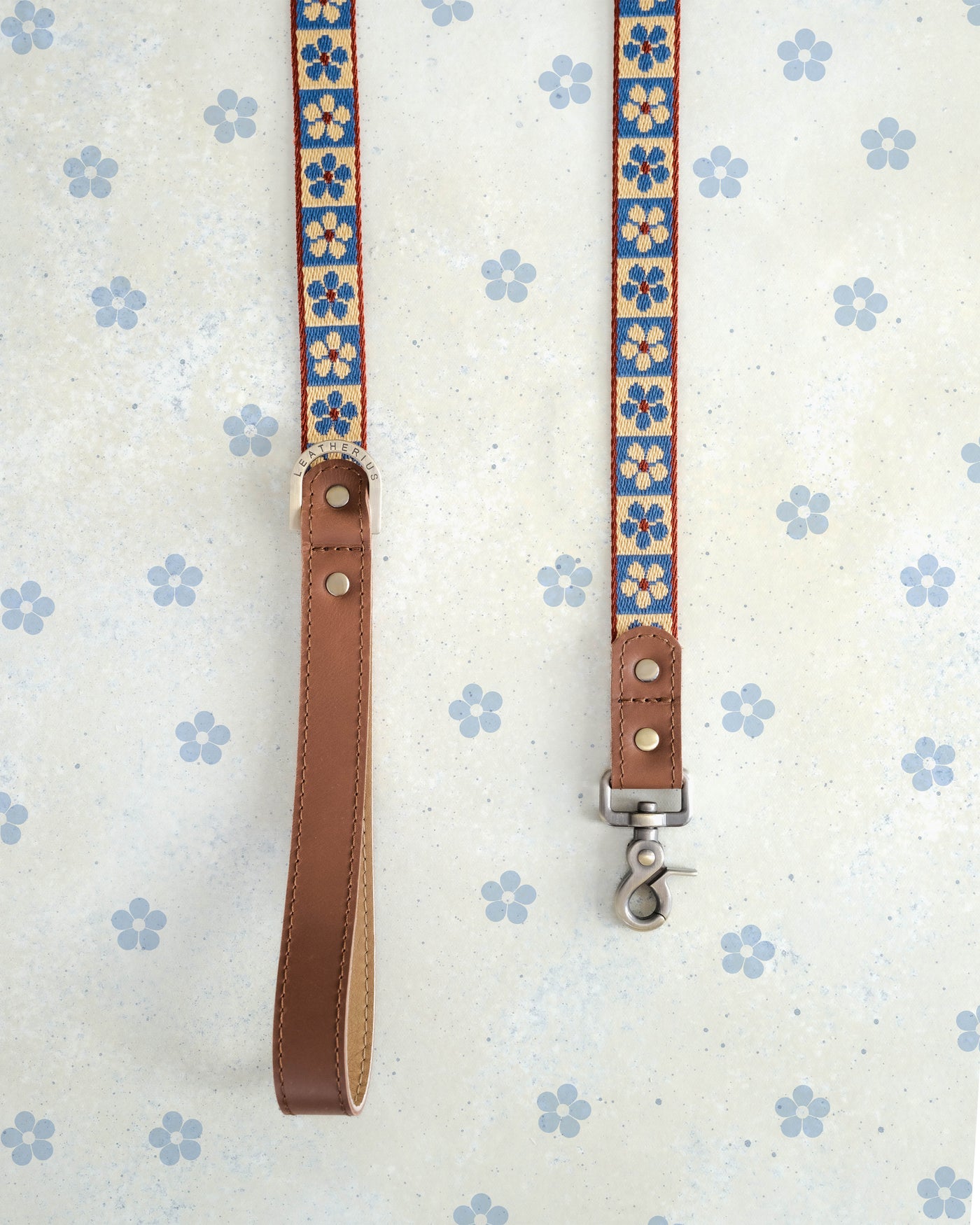 Webbing dog collar floral blue and red