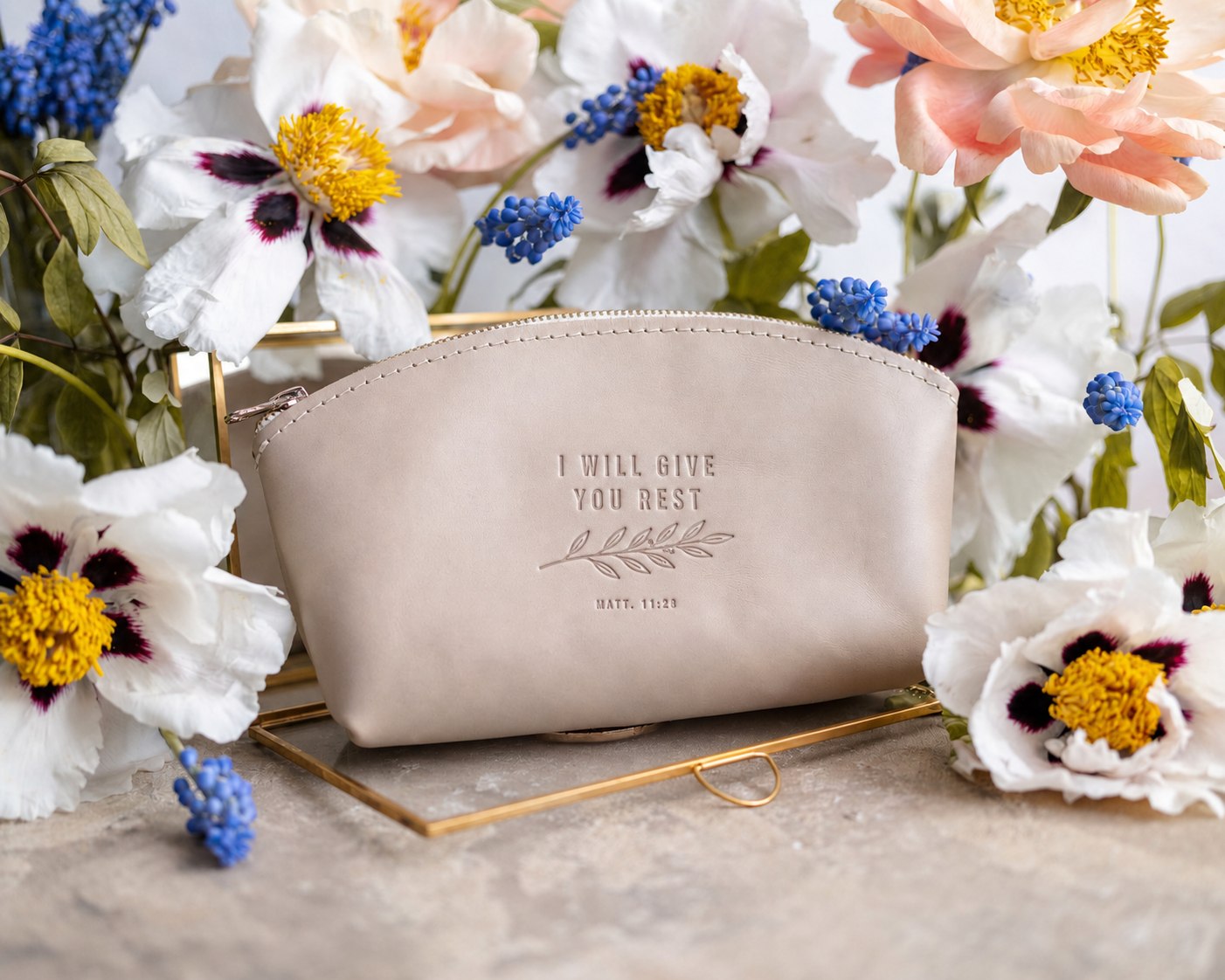 Come Unto Me, All Ye That Labour Matt. 11:28 full-grain leather makeup bag, Christian scripture gift