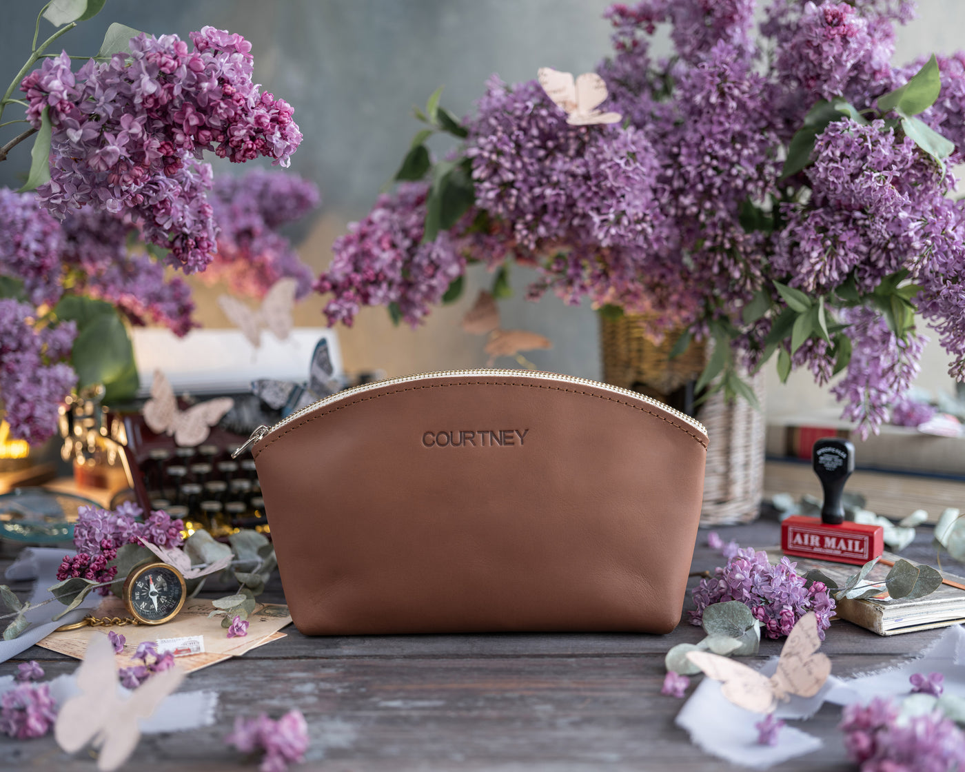 Makeup Bag In Caramel Leather