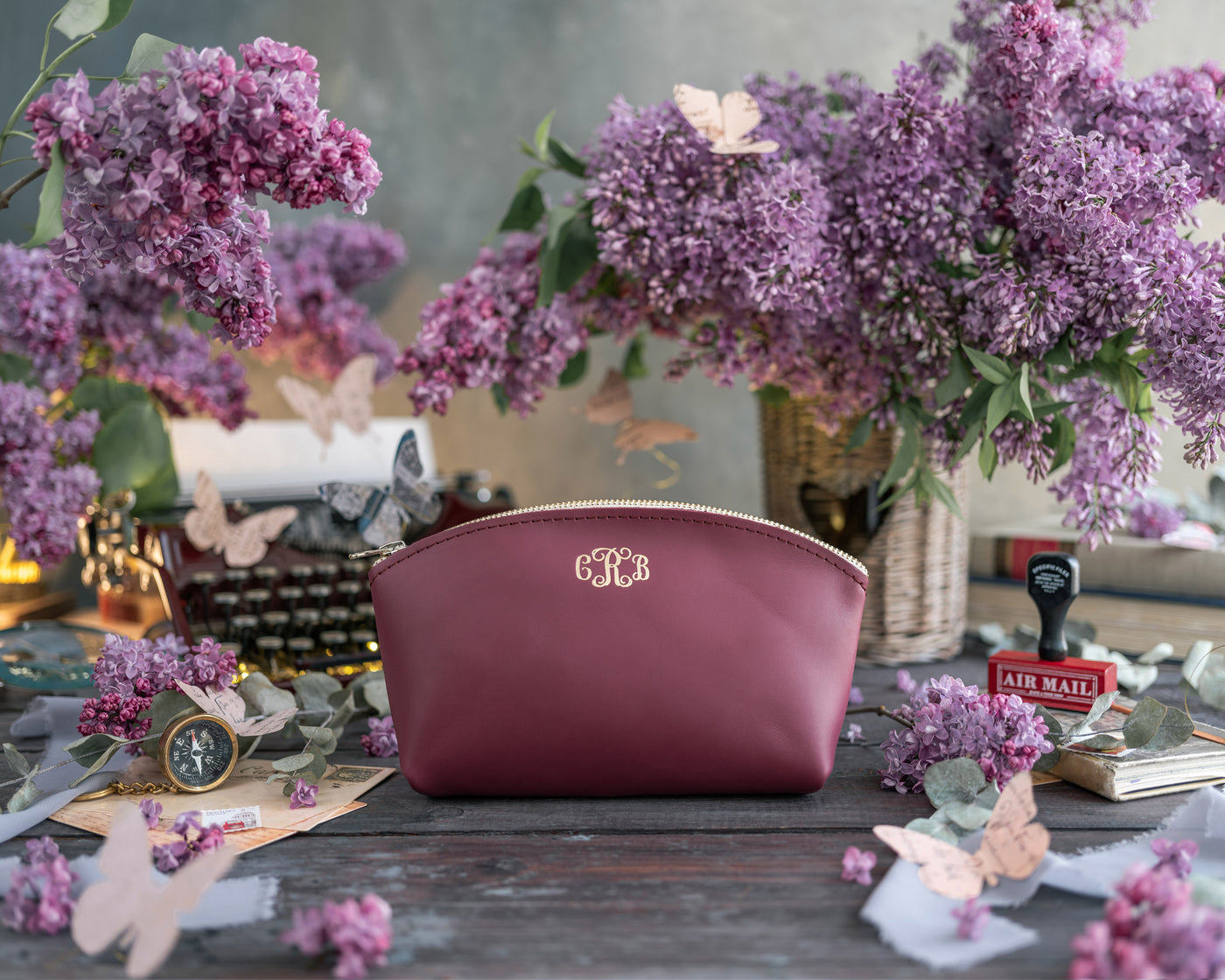 Makeup Bag In Sangria Leather