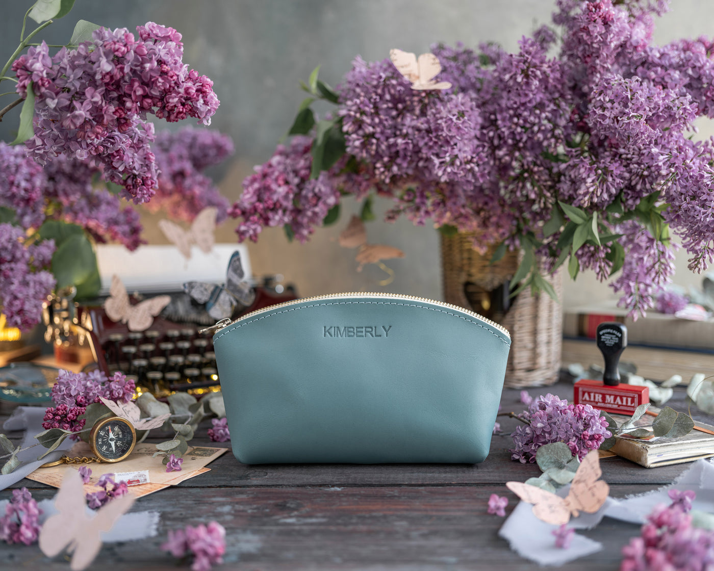 Makeup Bag In Turquoise Leather