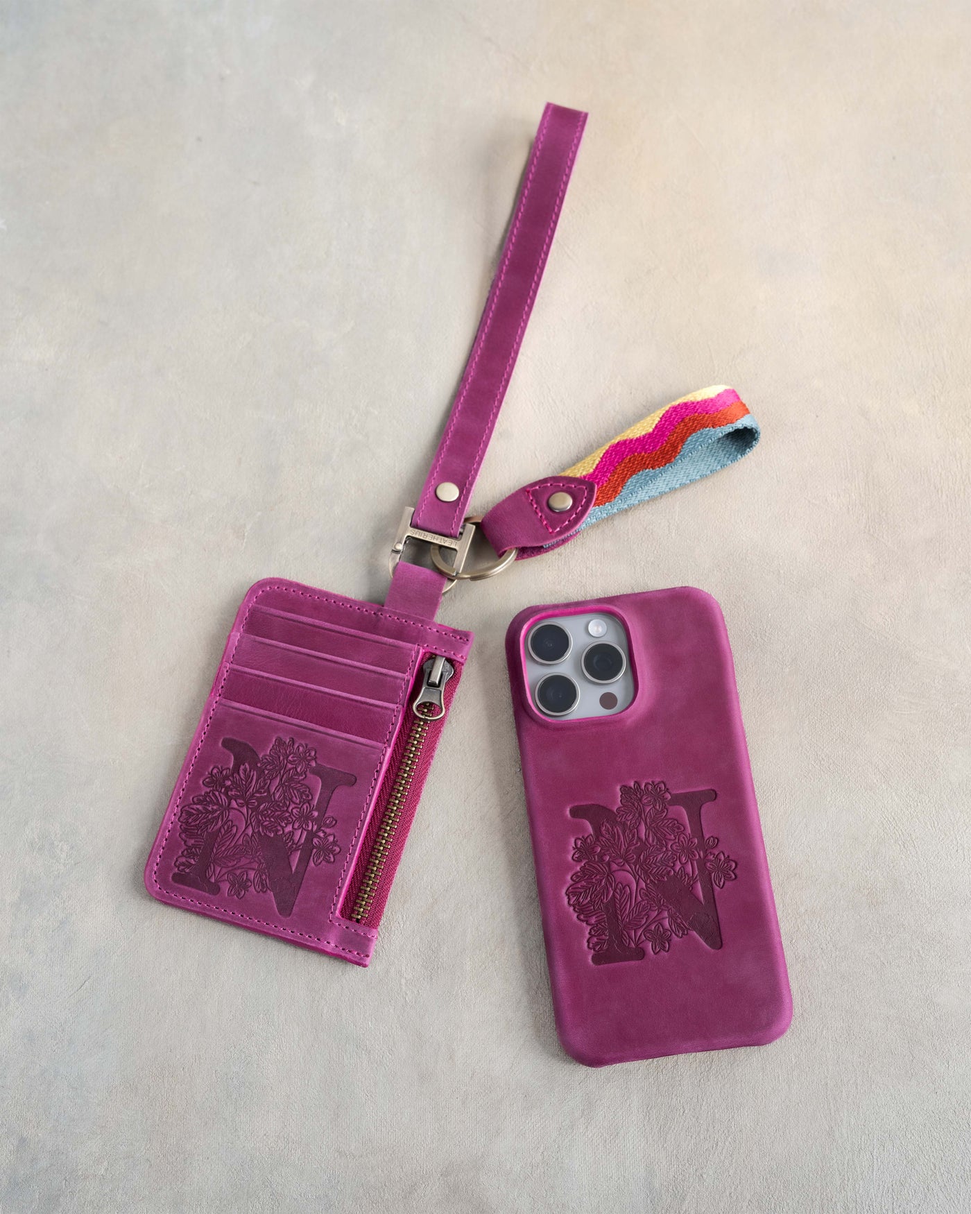 Personalized dog collar with cute buckle