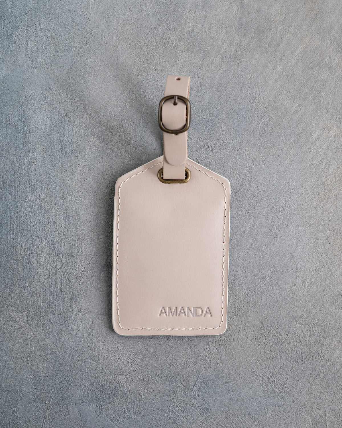 Minimalist Font Luggage Tag in Gray Sand Leather